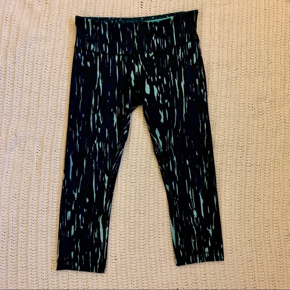 Lululemon wunder under crops